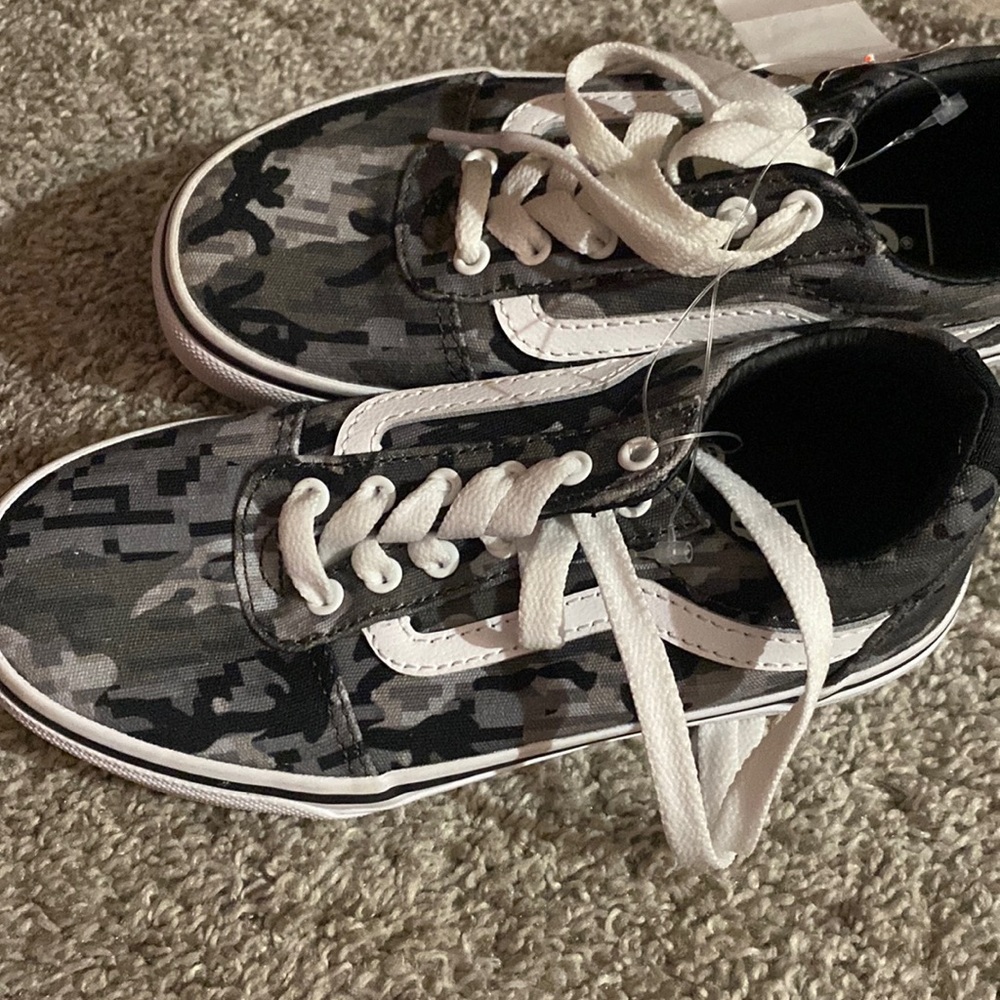 Boys vans
